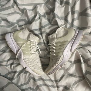 Nike Air Flyknit Presto Size 11.5 US